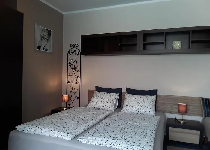 Gory Sowie - Na Parterze Z Parkingiem Apartment Pieszyce